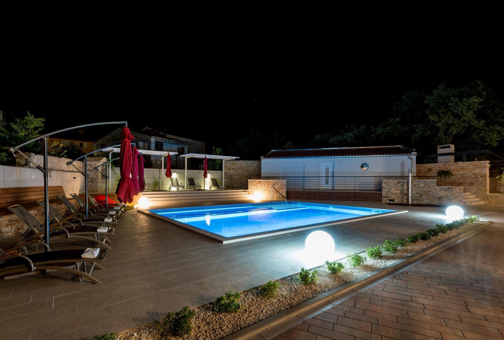 Villa Anja 2Nd Floor Peroj Εξωτερικό φωτογραφία