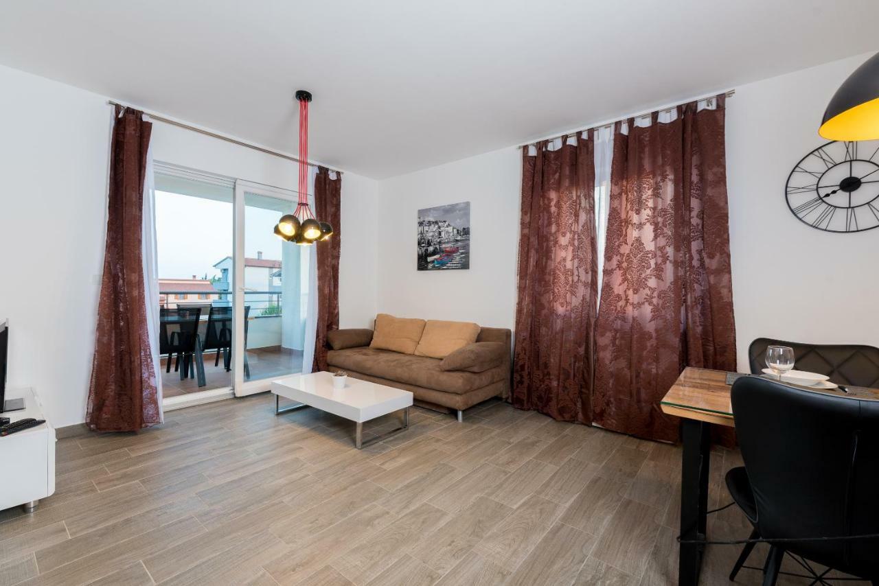 Villa Anja 2Nd Floor Peroj Εξωτερικό φωτογραφία