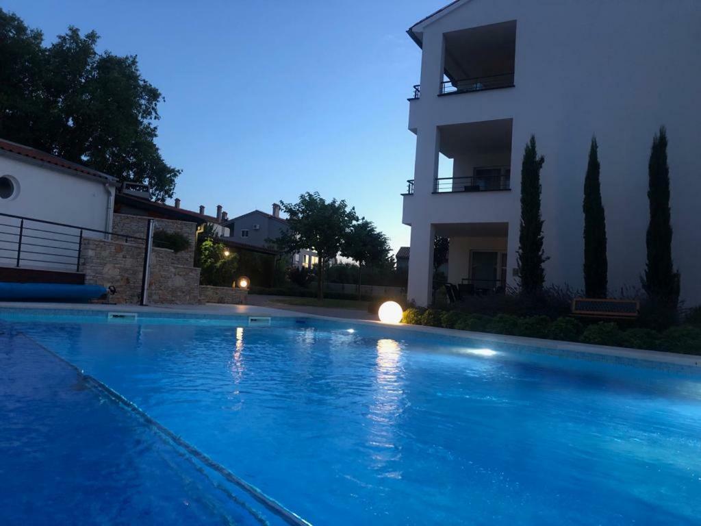 Villa Anja 2Nd Floor Peroj Εξωτερικό φωτογραφία